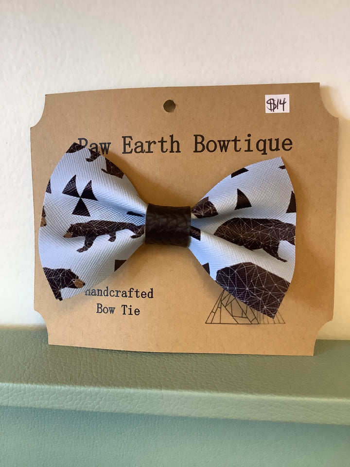 Raw Earth Bowtique Bear Bow Tie