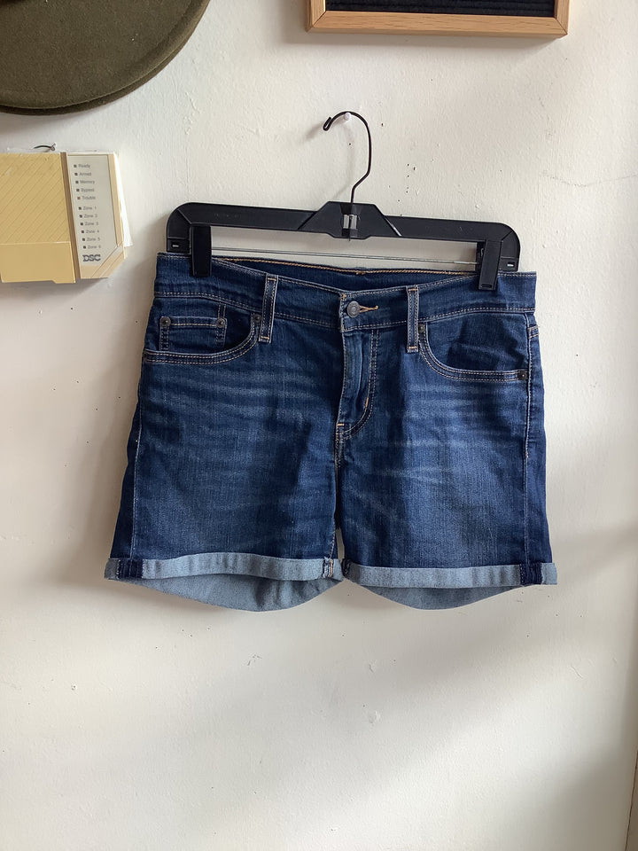 Levi’s Classic Mid Wash Cuffed Shorts