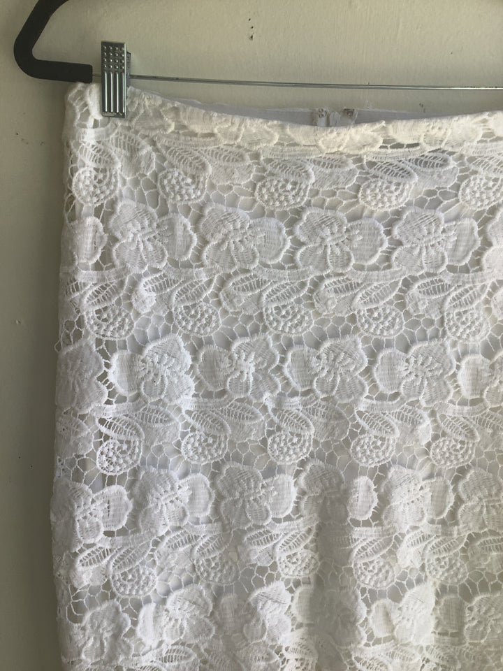 Le Chateau White Lace Skirt
