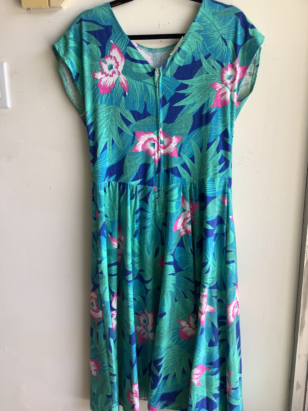 Island Bloom Midi Dress