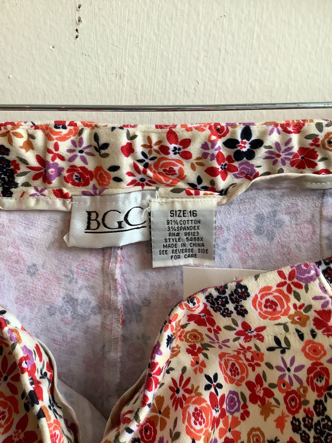 Vintage Floral Print Mini-Skort