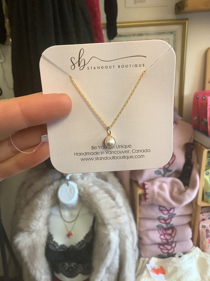 Standout Boutique Pearl Necklace - Vancouver, BC