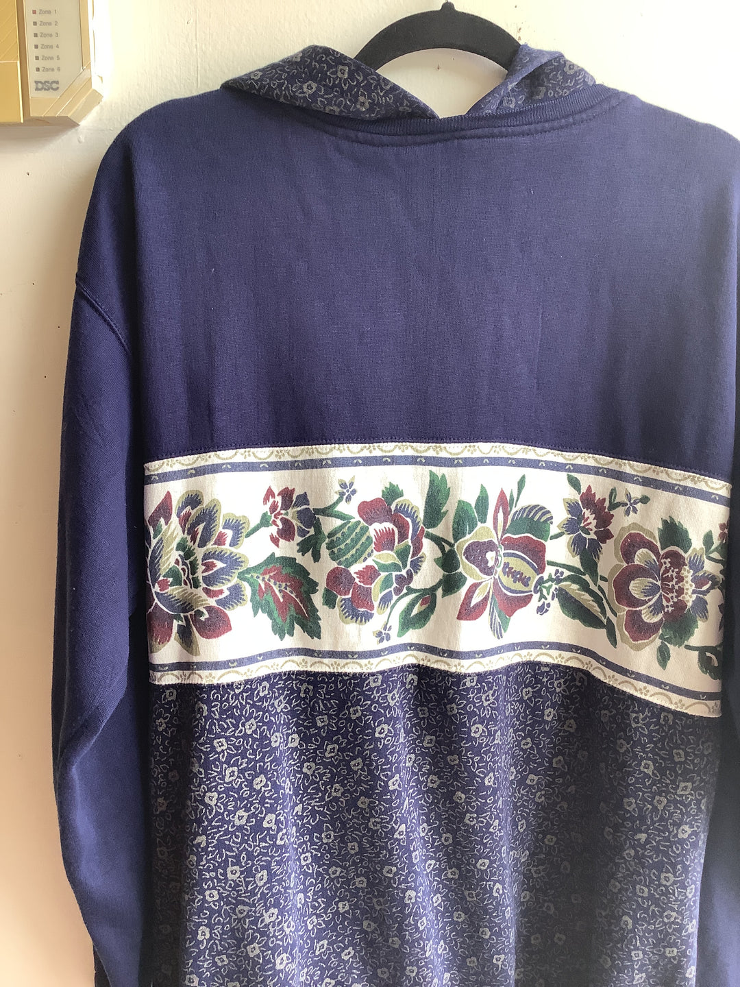 Vintage Garden Pullover