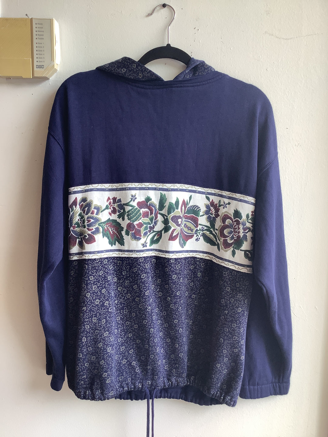 Vintage Garden Pullover
