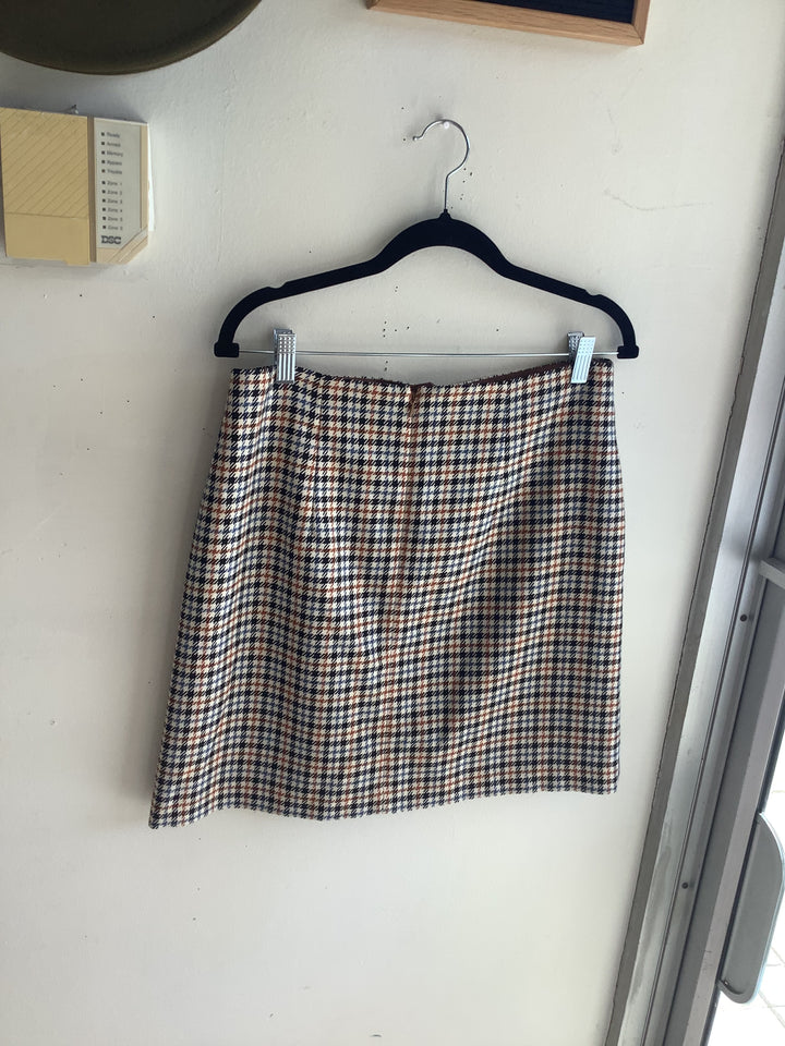 Houndstooth Button Mini Skirt