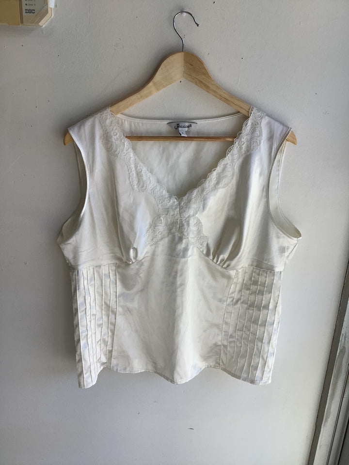 Vintage Ivory Lace Trim Tank - Ana