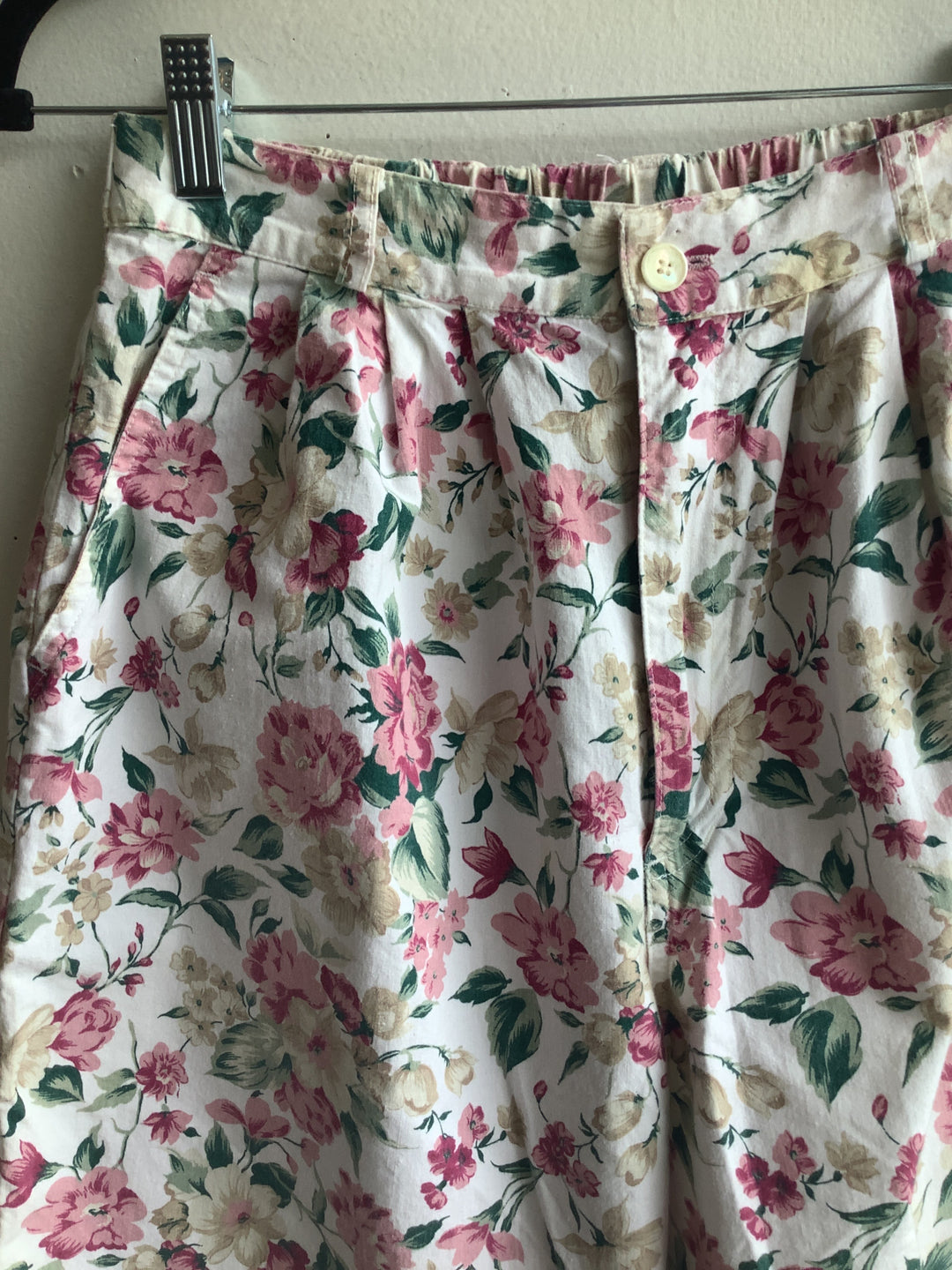 Vintage Willow Ridge Floral Shorts
