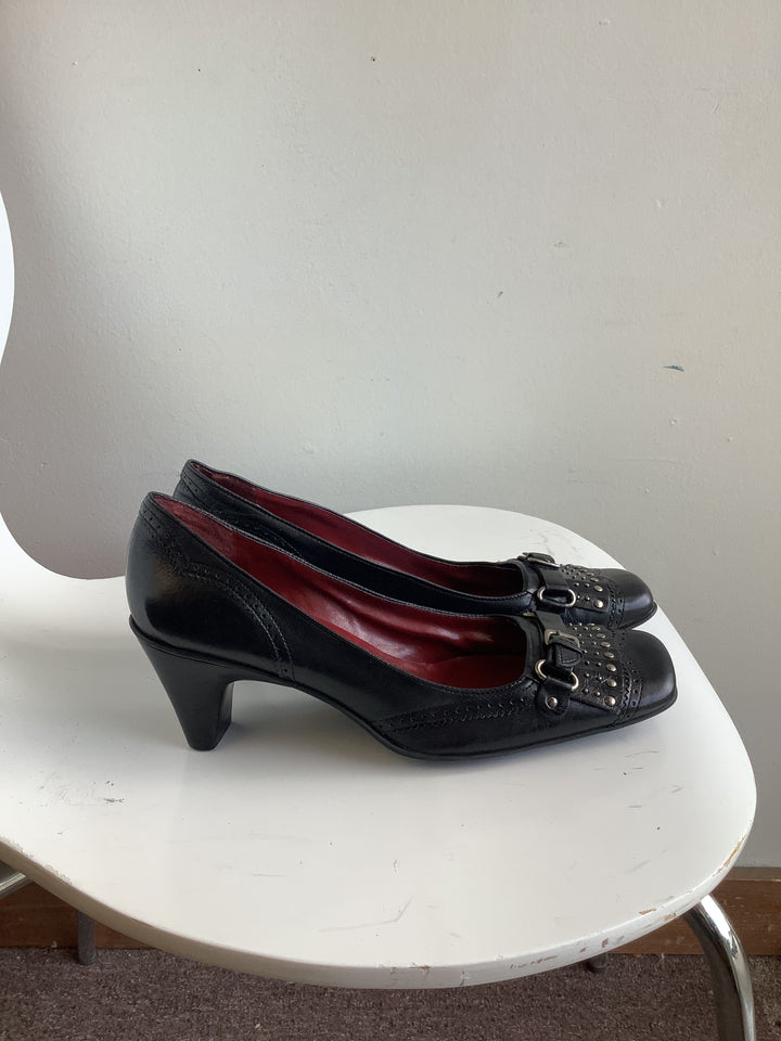 Eddie Bauer Black Leather Heels