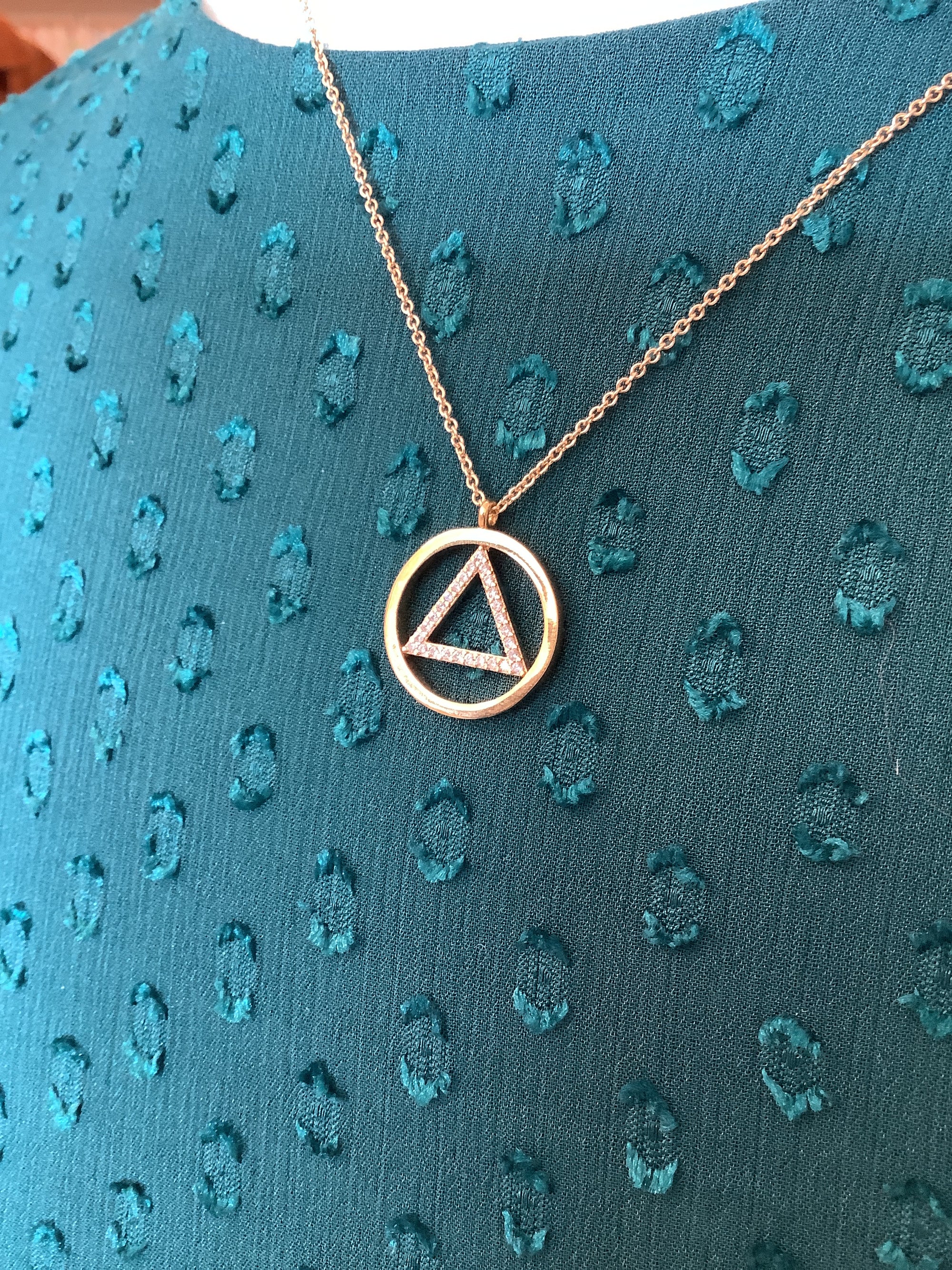 Standout Boutique Triangle Circle Gold Necklace