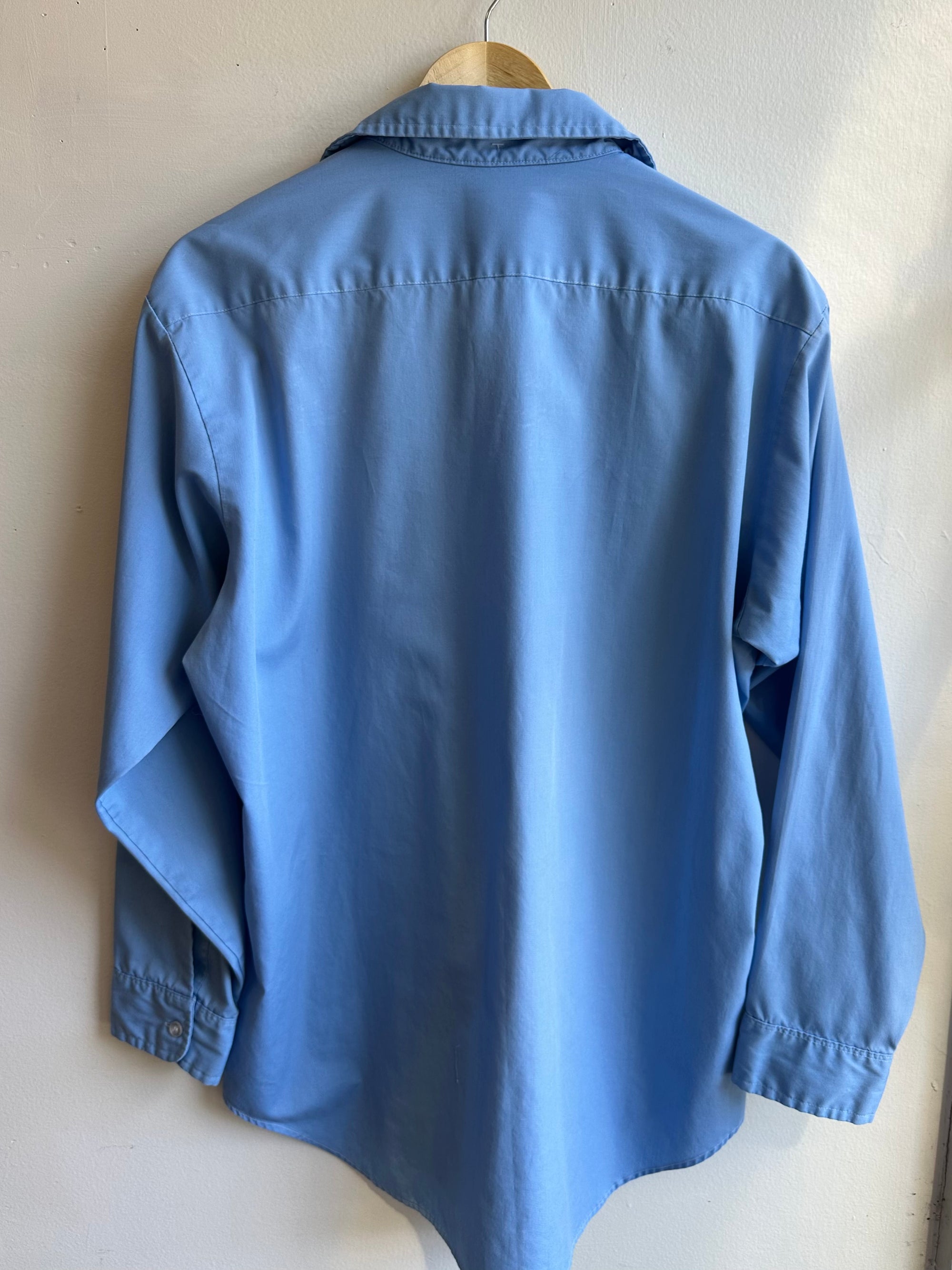 Vintage Blue Classic Button-Up Shirt | Size Large