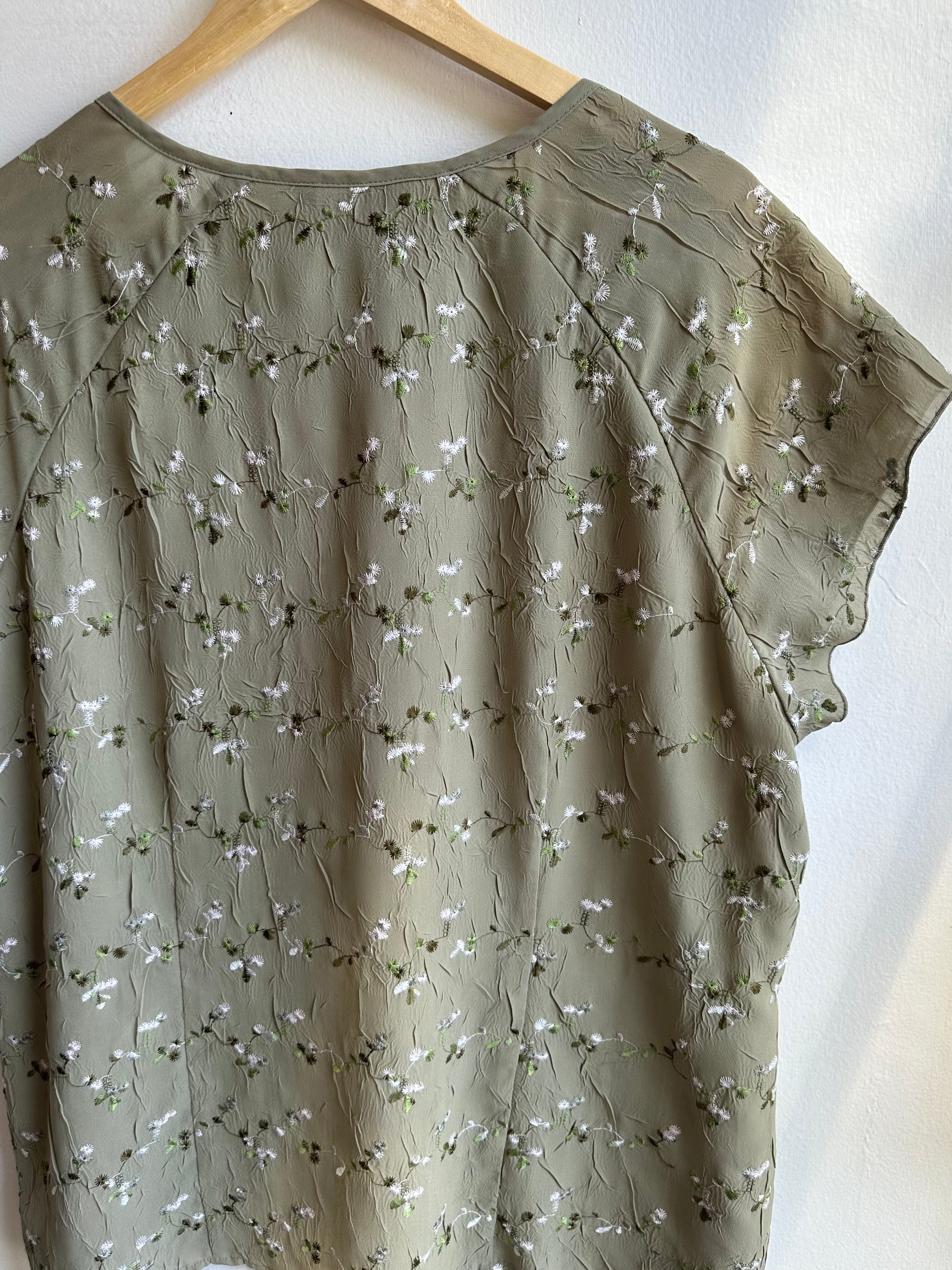 Vintage Sage Blossom Embroidered Top | Size 16