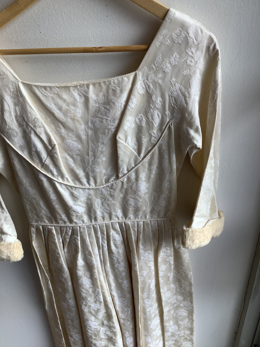 Vintage Cream Floral Romance Dress