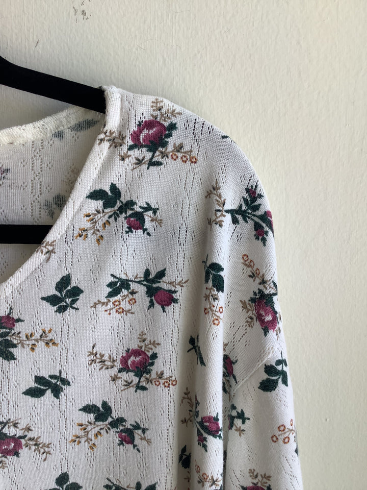 Vintage Lady Plus Rosebud Pointelle Button Cardigan Top