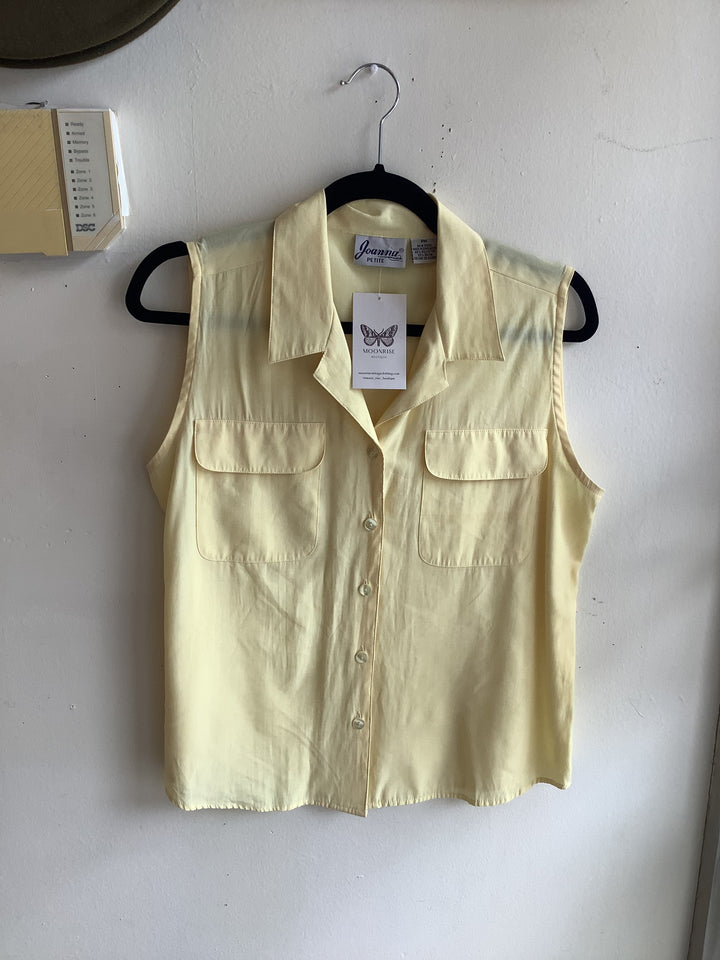 Buttercream Vintage Pocket Blouse