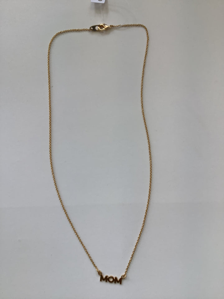 MOM Gold Pendant Necklace- Standout Boutique (Vancouver, BC)