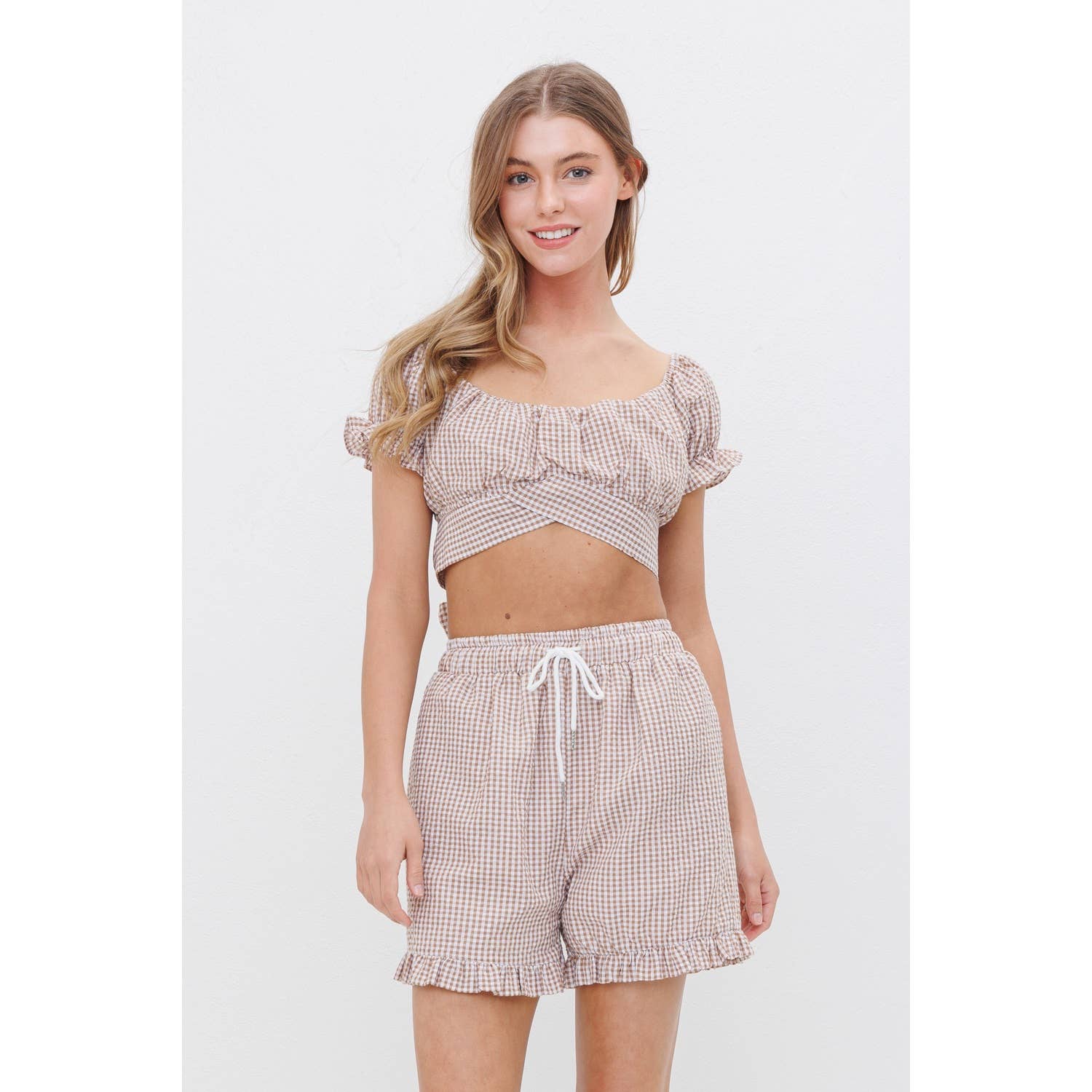Ruffled Gingham Shorts With Tie