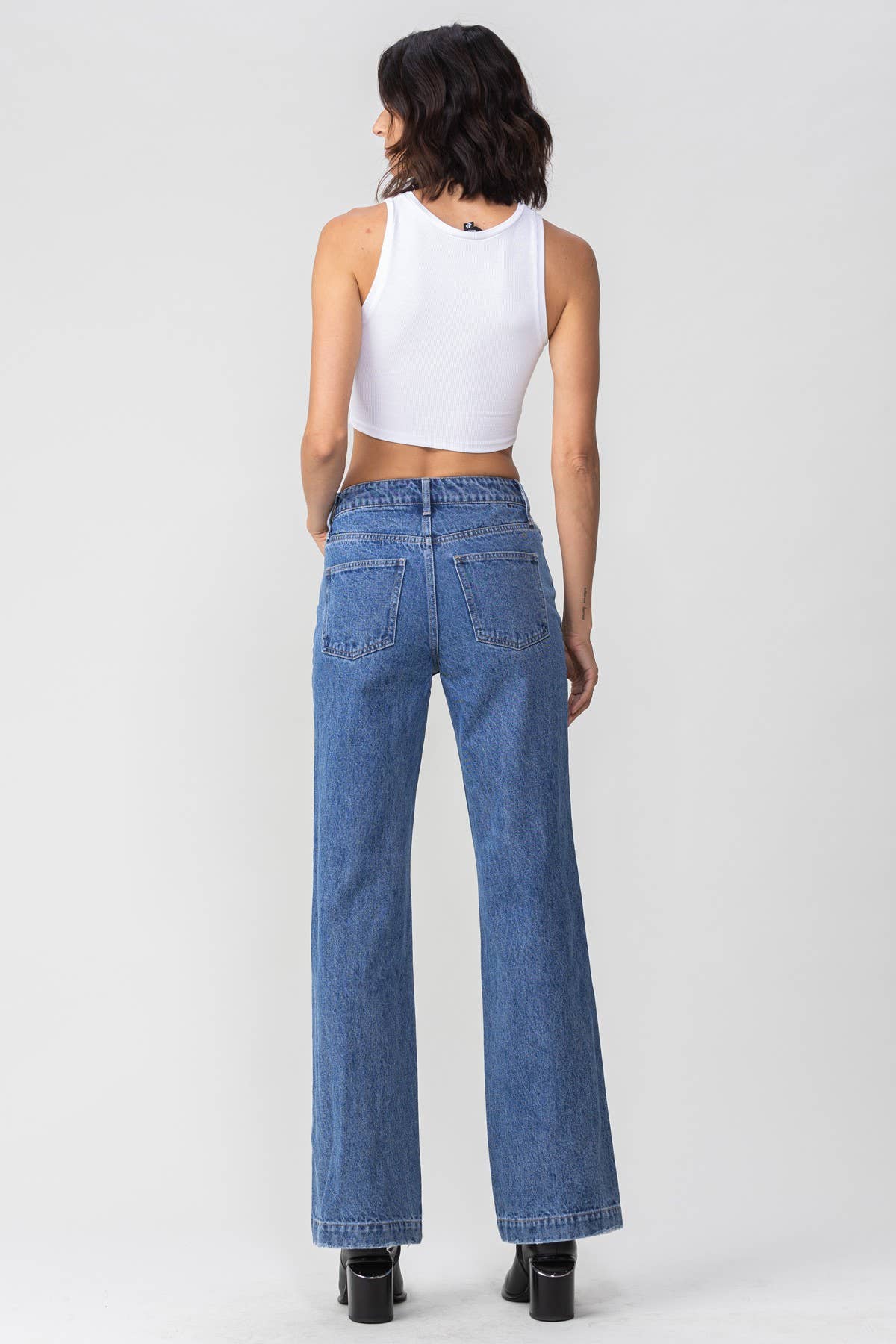 Mid Rise Relaxed Fit 90's Flare