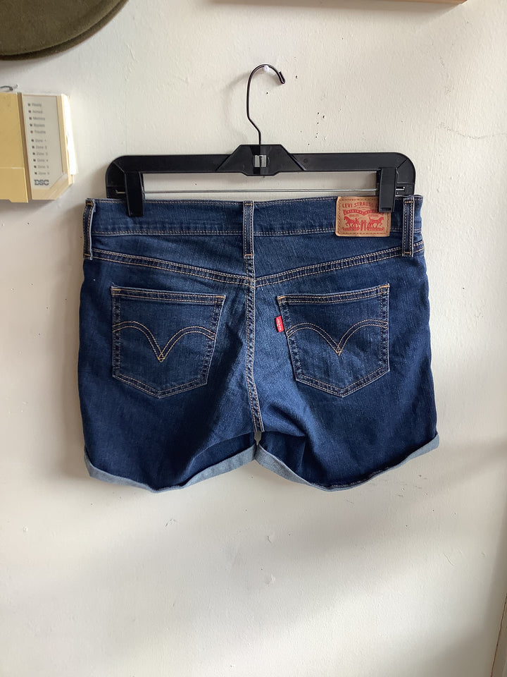 Levi’s Classic Mid Wash Cuffed Shorts