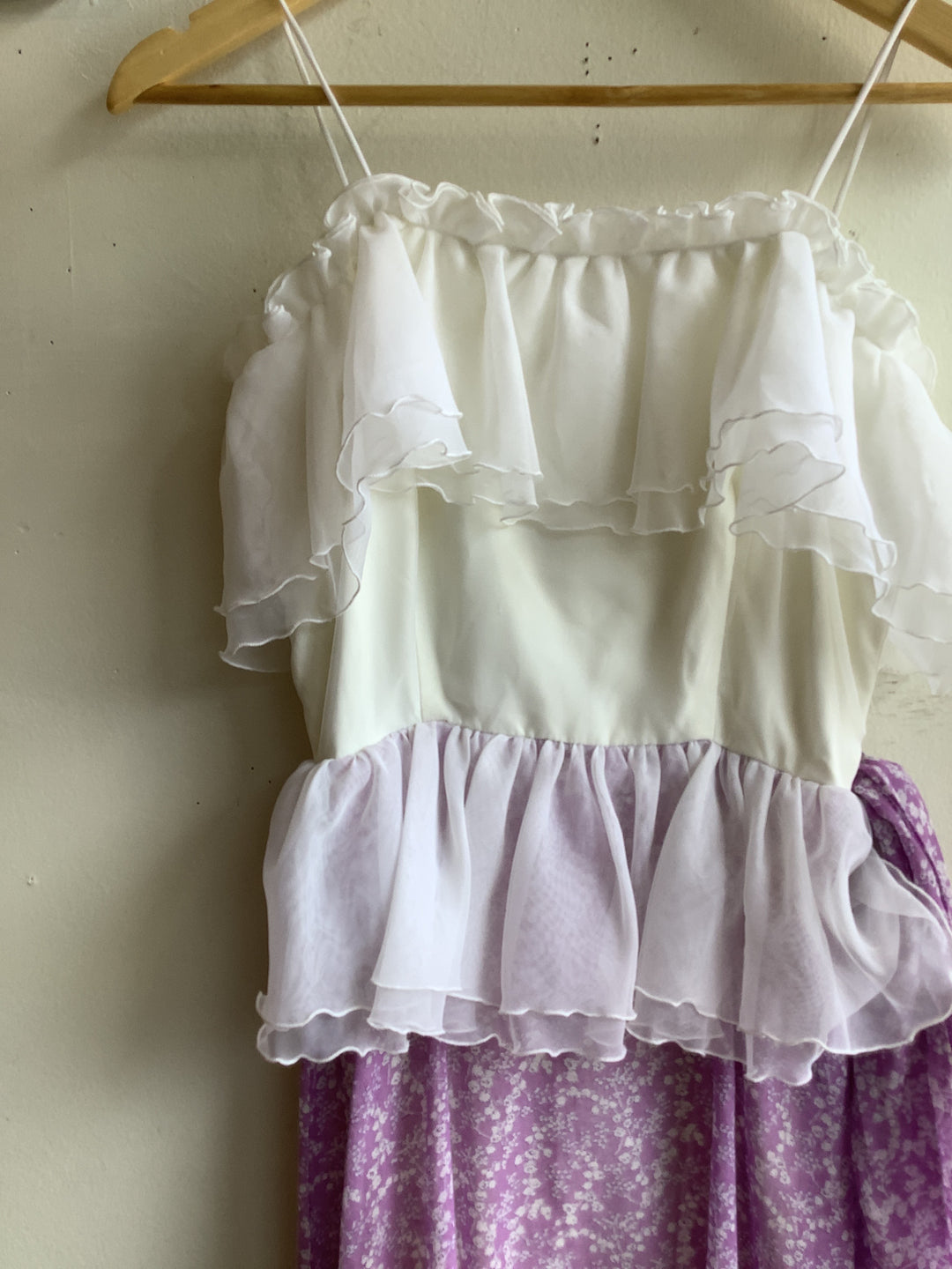 Vintage Lavender Prairie Ruffle Maxi Dress – Jeri Originals