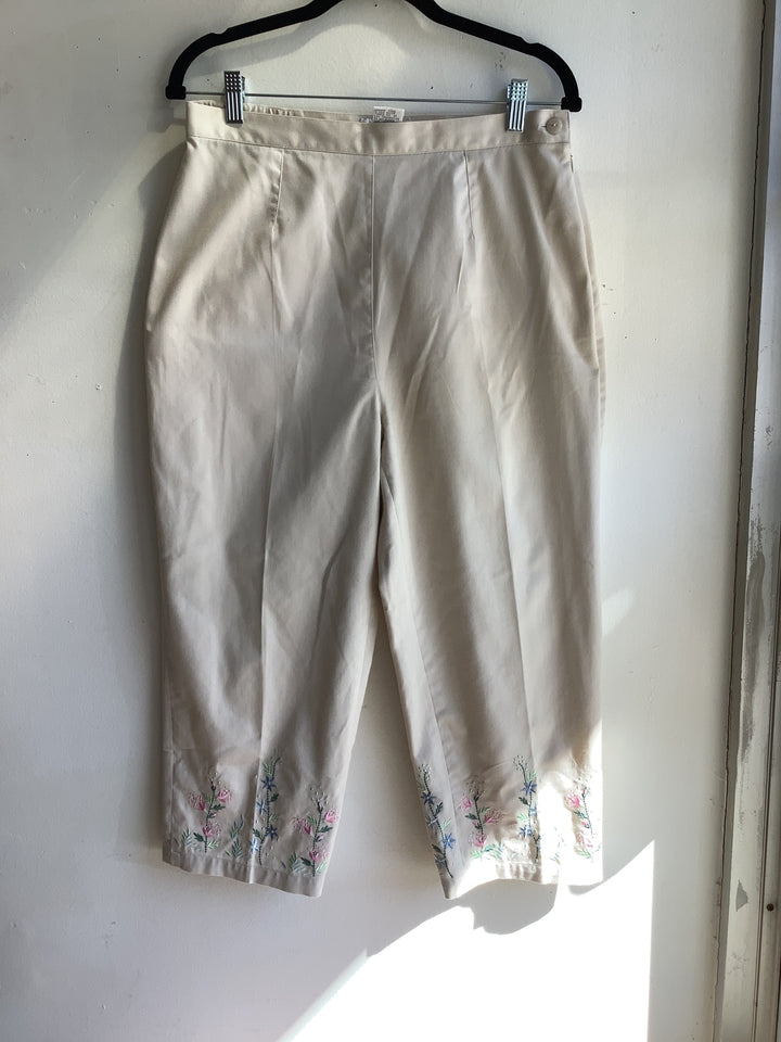 Tabi Embroidered Cotton Cropped Pants