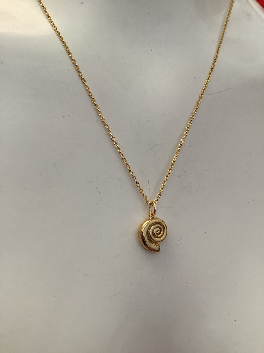 Standout Boutique Spiral Necklace