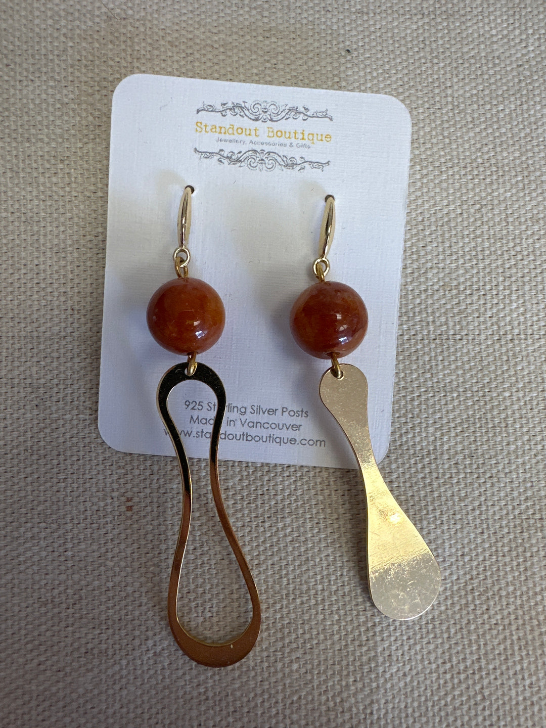 Standout Boutique Agate Stone Dangle Earrings