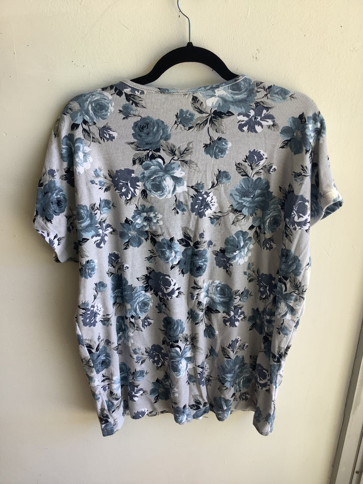 Vintage Blue Rose Ribbed Tee