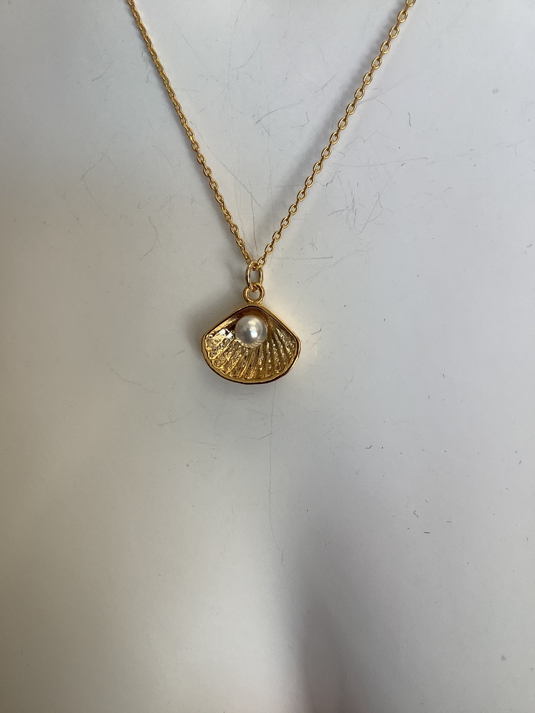 Standout Boutique Shell + Pearl Necklace
