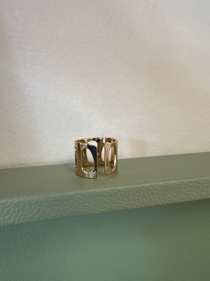 Standout Boutique 18k Gold Bond Thick Cut Out Ring
