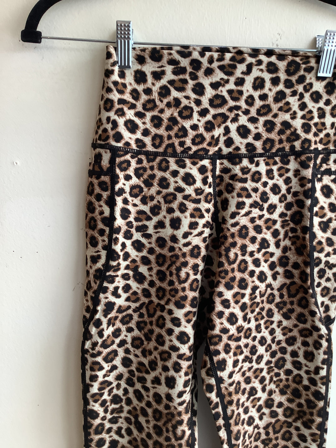 Ecomadix Leopard Leggings with Pockets