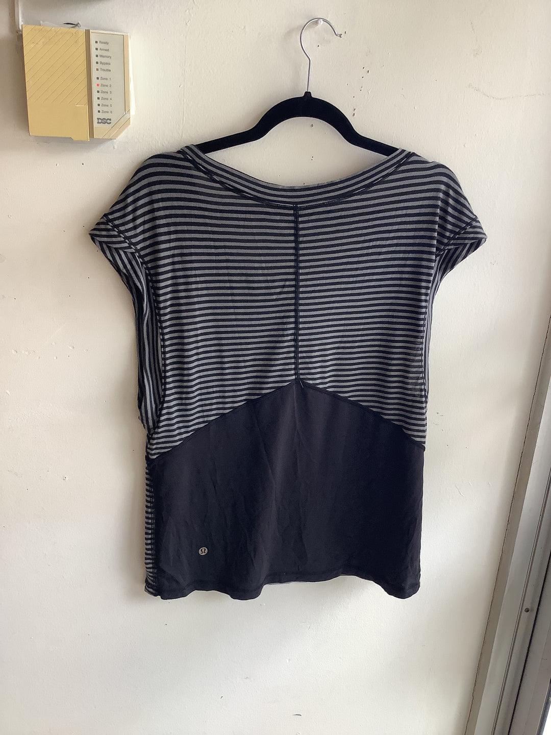 Lululemon Midnight Stripe Flow Tee