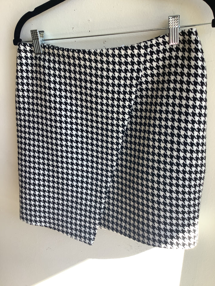 Vintage Black &amp; White Houndstooth Skirt