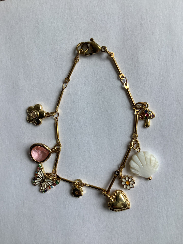 Wild Honey SweetHeart Charm Bracelet