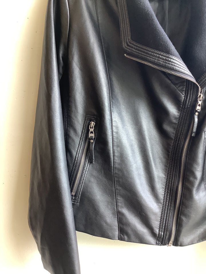 Suzy Shier Moto/ Knit Collar Jacket