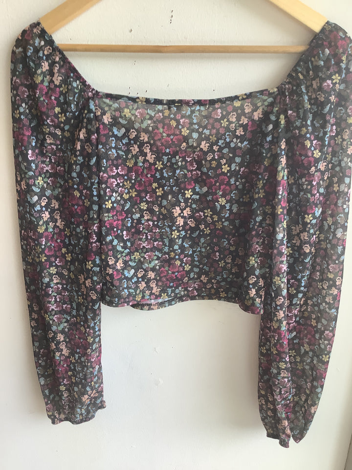 Floral Puff Sleeve Crop Top