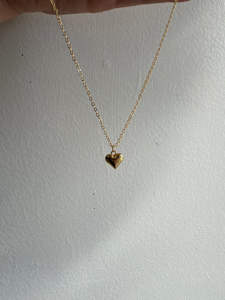Standout Boutique Petite Gold Heart