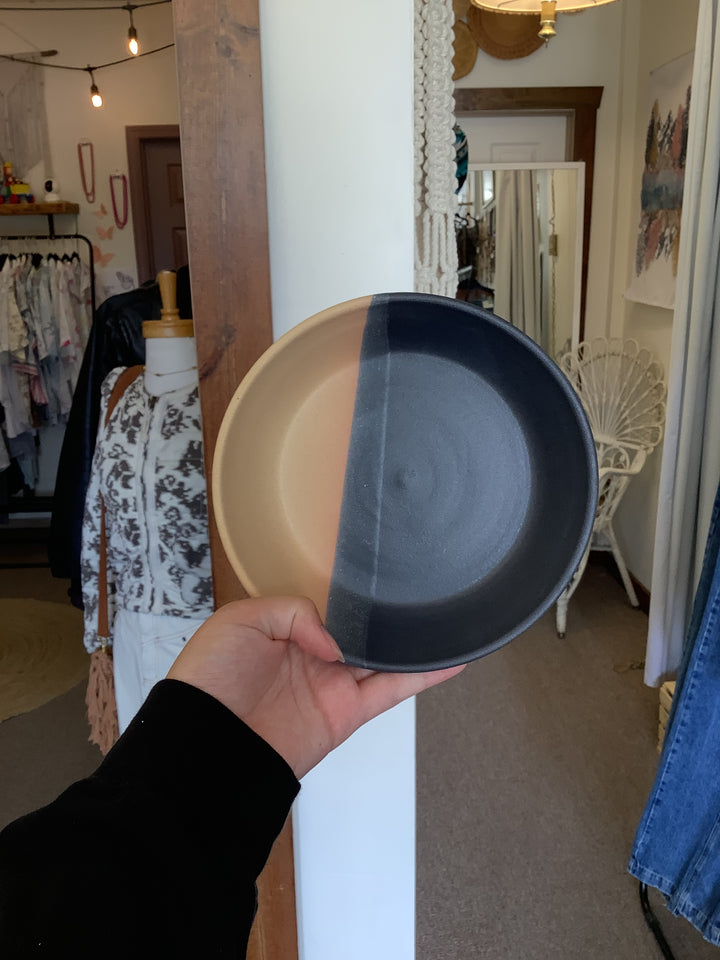 Two Tone Charcoal + Cream Deep Plates