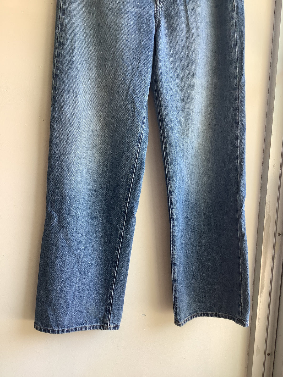 Uniqlo Wide Leg Jeans