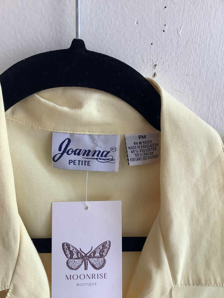 Buttercream Vintage Pocket Blouse