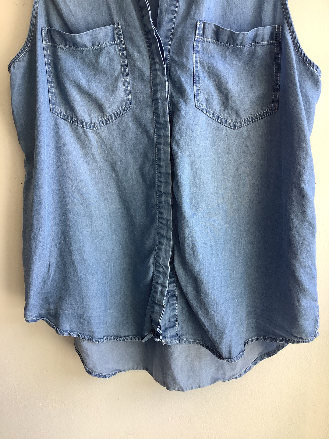 Kismet Chambray Sleeveless Button Up Top