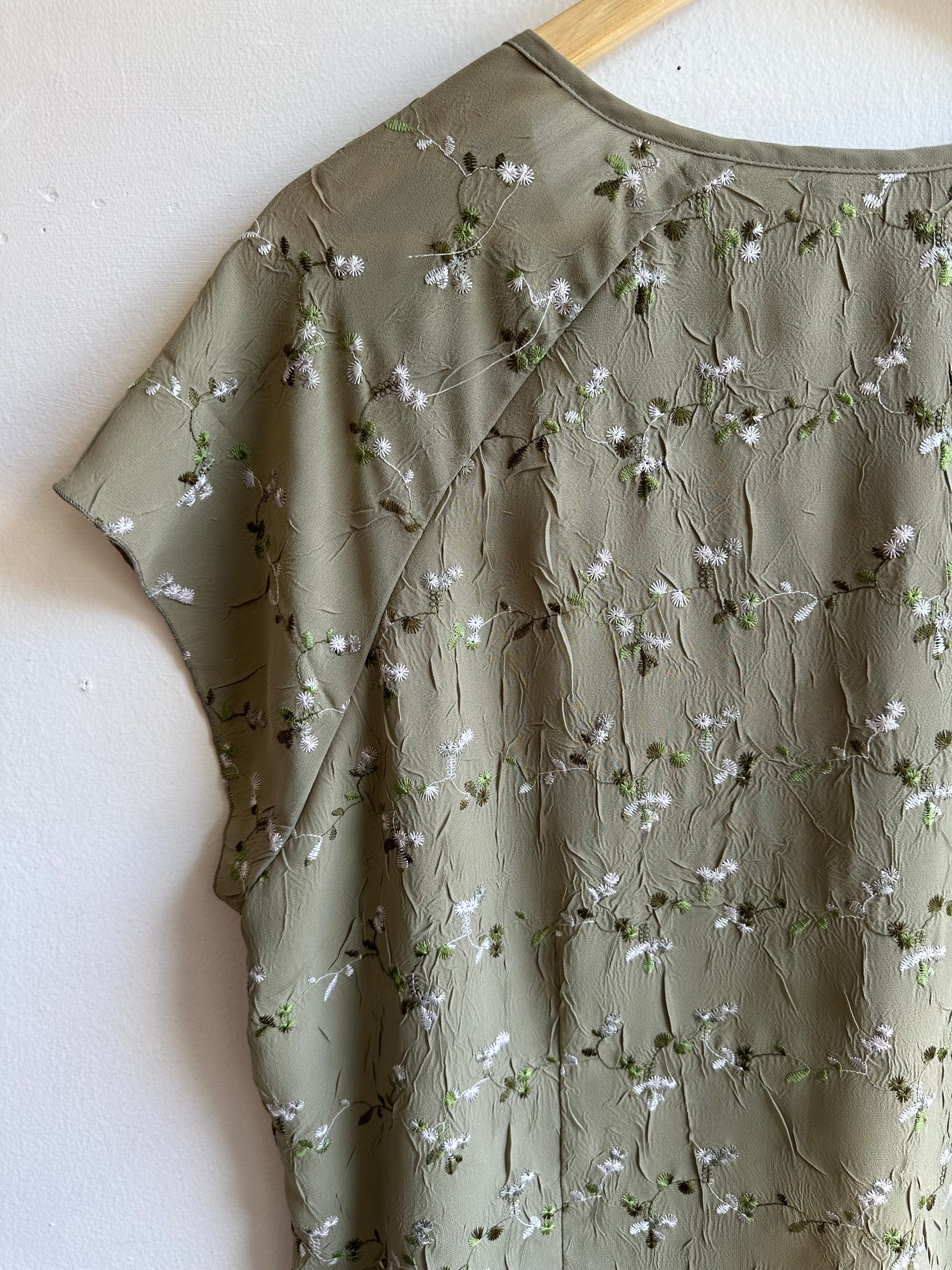 Vintage Sage Blossom Embroidered Top | Size 16