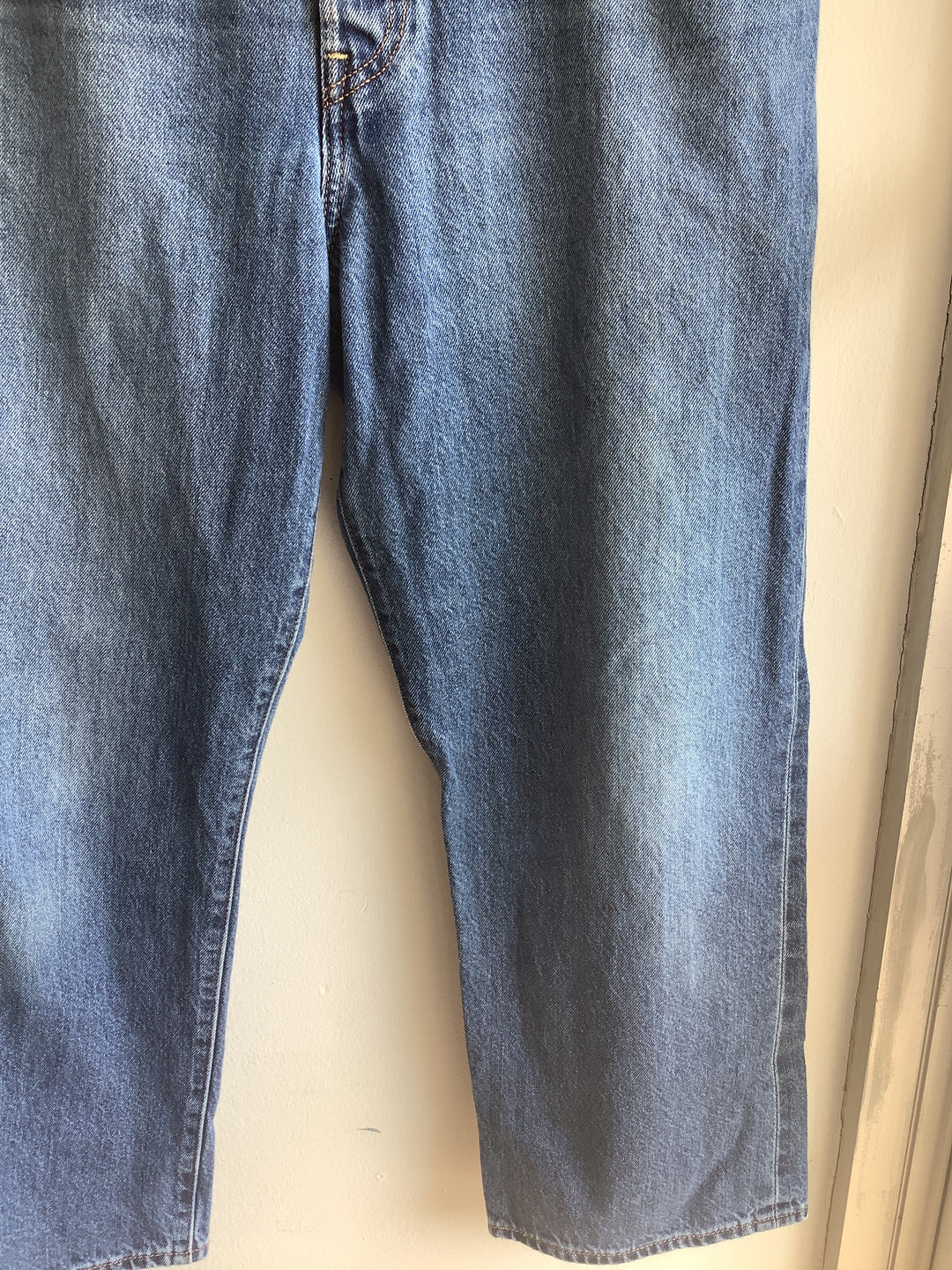 Levi’s Ribcage Straight Ankle Jeans