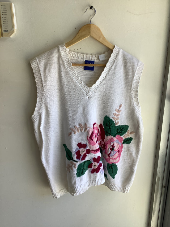 Vintage Floral Knit Sweater Vest
