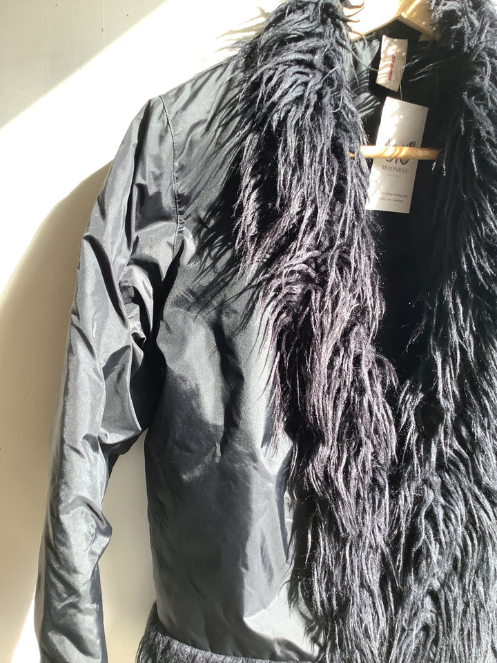 Y2K Suzy Shier Faux Fur Trim Black Jacket