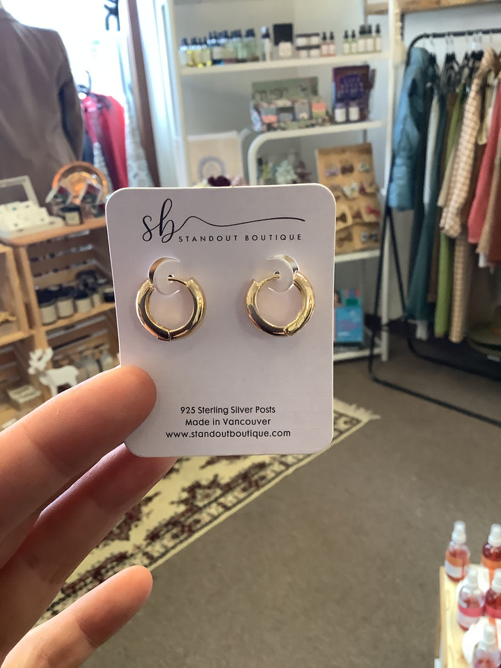 Liora Gold Hoops - Standout Boutique (Vancouver, BC)
