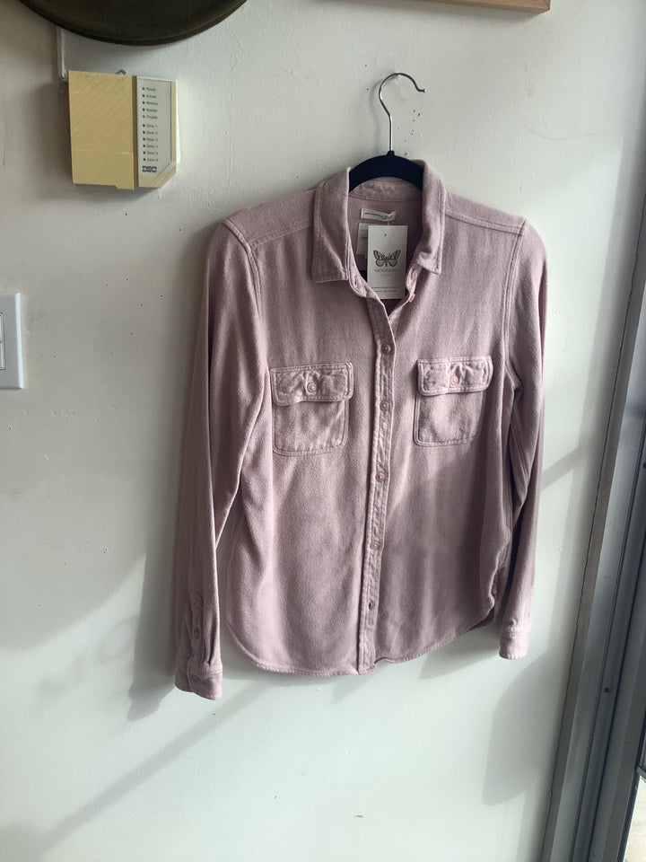 American Eagle Soft Blush Button Up Shirt