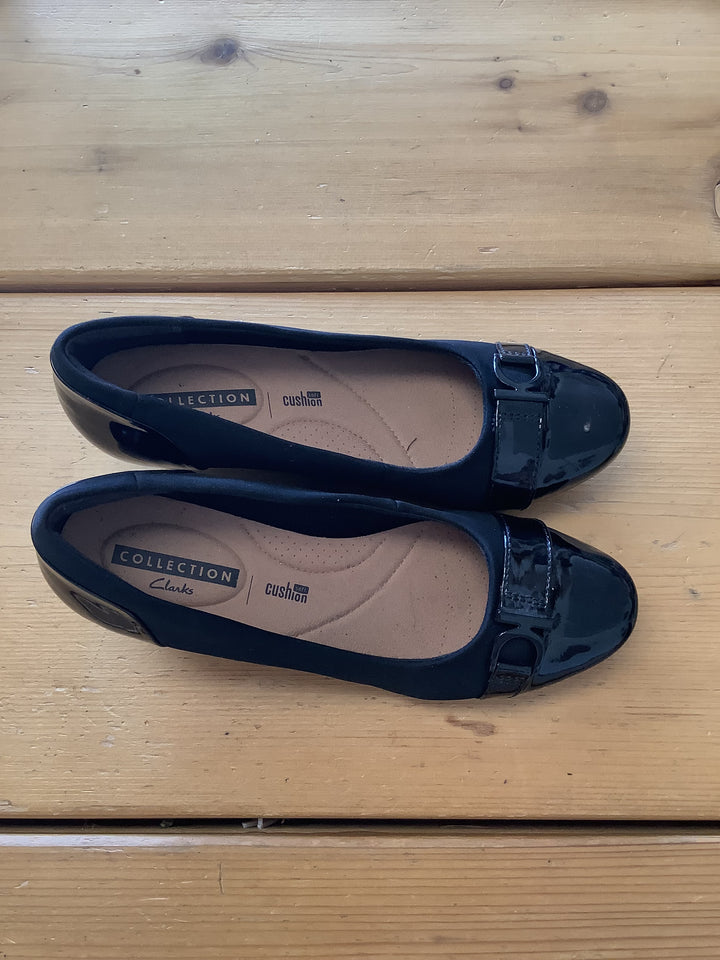 Clarks “After Dark” Patent Heels