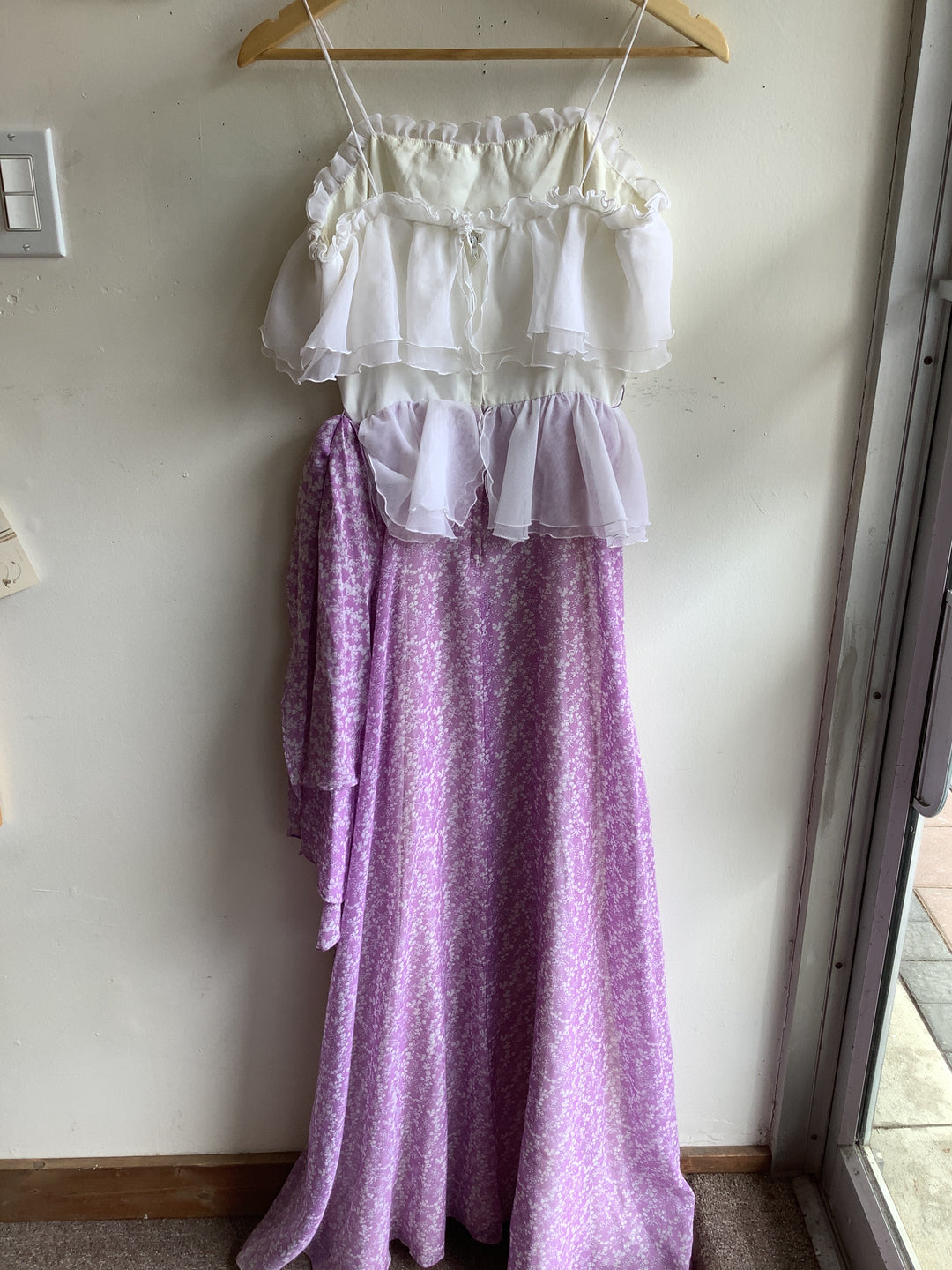Vintage Lavender Prairie Ruffle Maxi Dress – Jeri Originals