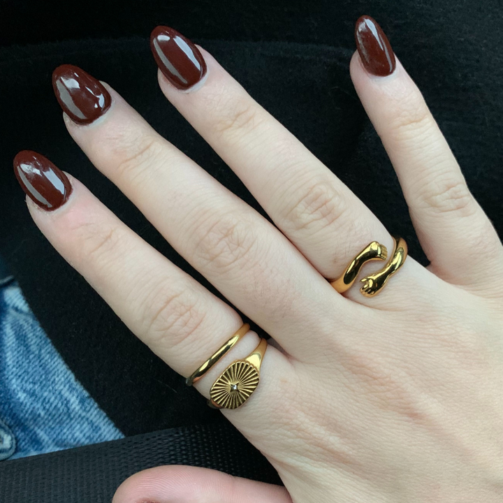 Hug Ring