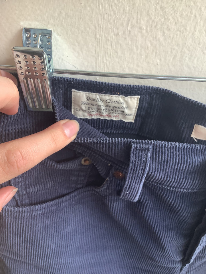 Levi’s Wedgie Straight Corduroy Pants – Navy